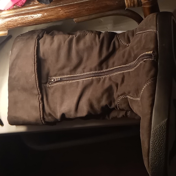 🦋 Selena Gomez Faux Suede Sherpa lined brown boots Sz 11 - Picture 5 of 7